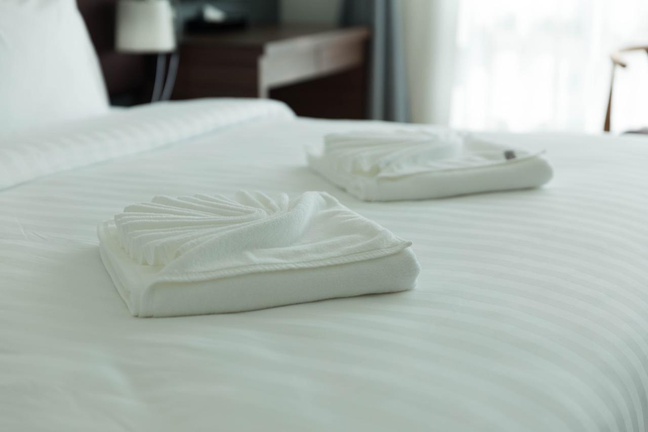 Avada Hotel Трат Экстерьер фото