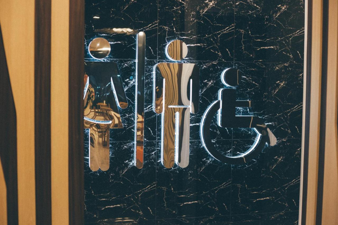 Avada Hotel Трат Экстерьер фото
